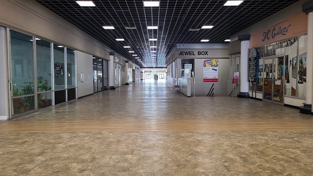 A Visit to Mid-City Mall (KY)