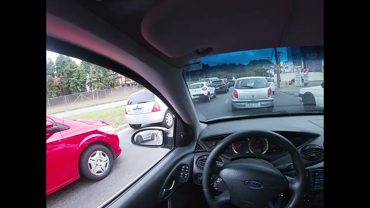 POV: Ford Focus Ghia 2.0 2005, rodando na cidade!