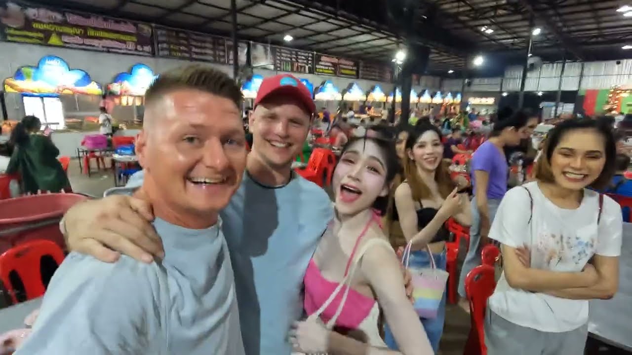 Лучший буфет Паттайи на Джомтьене! 399 бат и ешь сколько хочешь! Безлимитный шведский стол. Sea Food