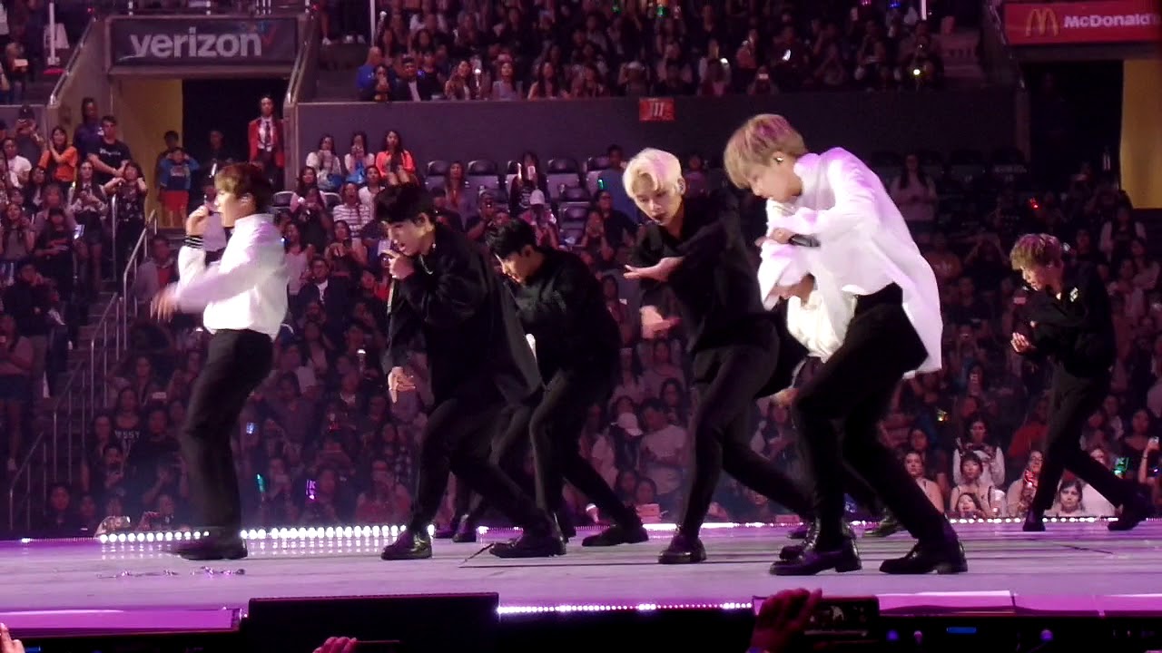 Seventeen Rock kcon in LA 170819