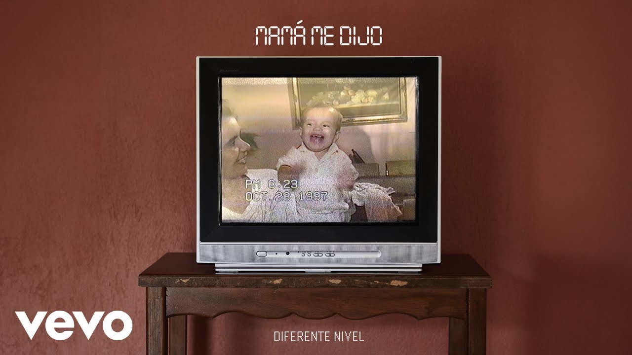 Diferente Nivel - Mamá Me Dijo (Letra/Lyrics)