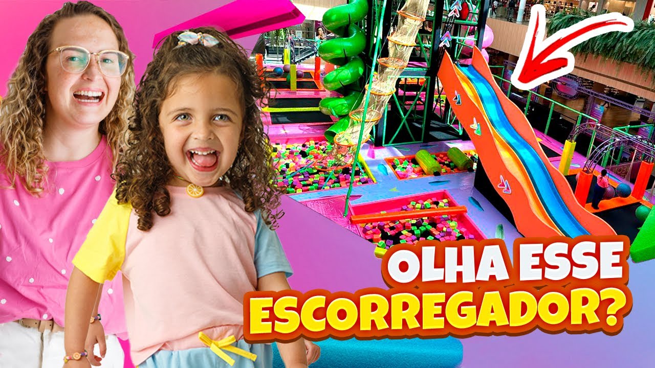 ESCORREGADOR GIGANTE NO PARQUE - FAM&Iacute;LIA BELLA LISA SHOW