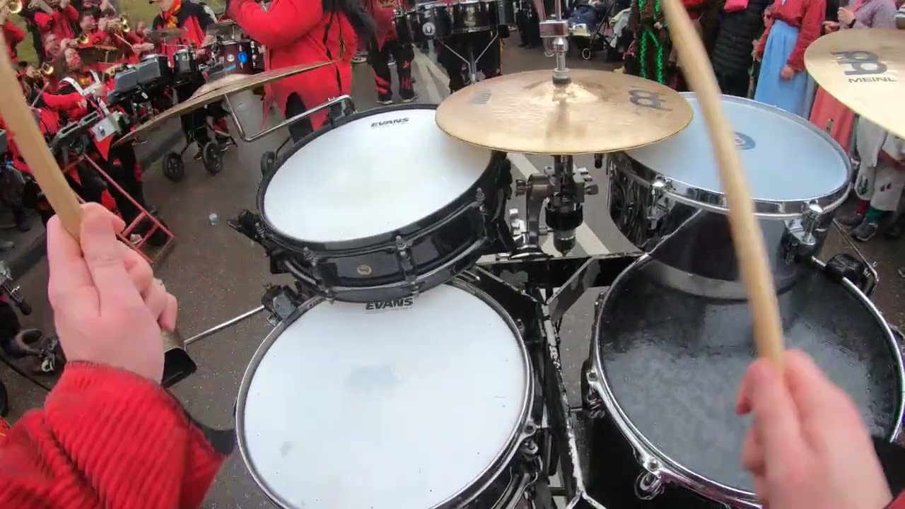 Guggenmusik POV: Snare Schlagzeugwagen Bought and Sold