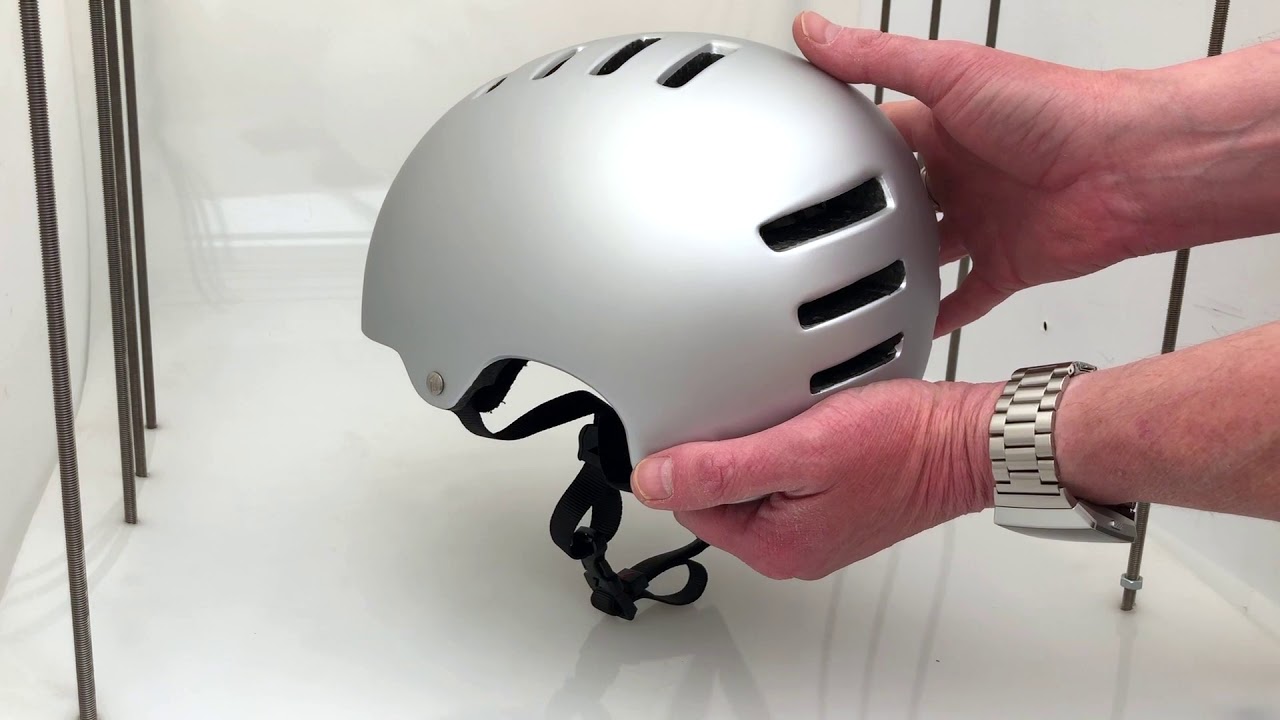 ETRIKE.NET - OVERVIEW - LAZER ARMOR HELMET