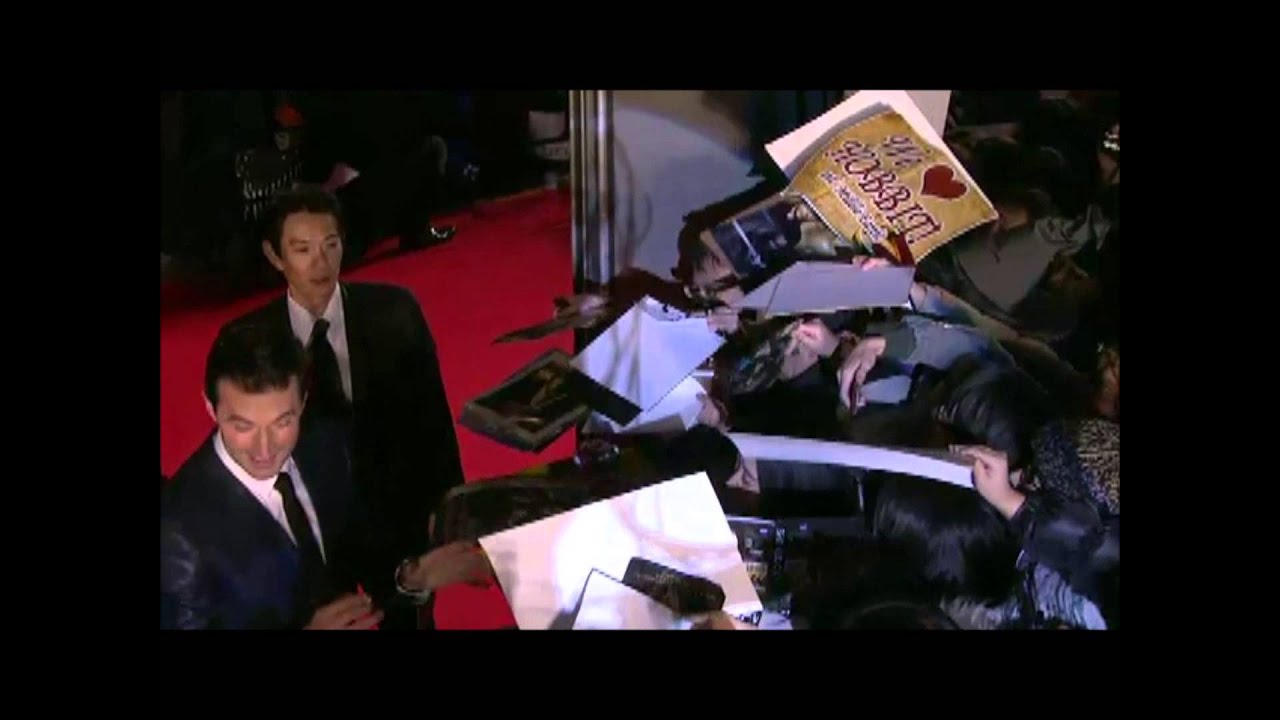 Richard Armitage at the Japanese Hobbit Premiere.wmv