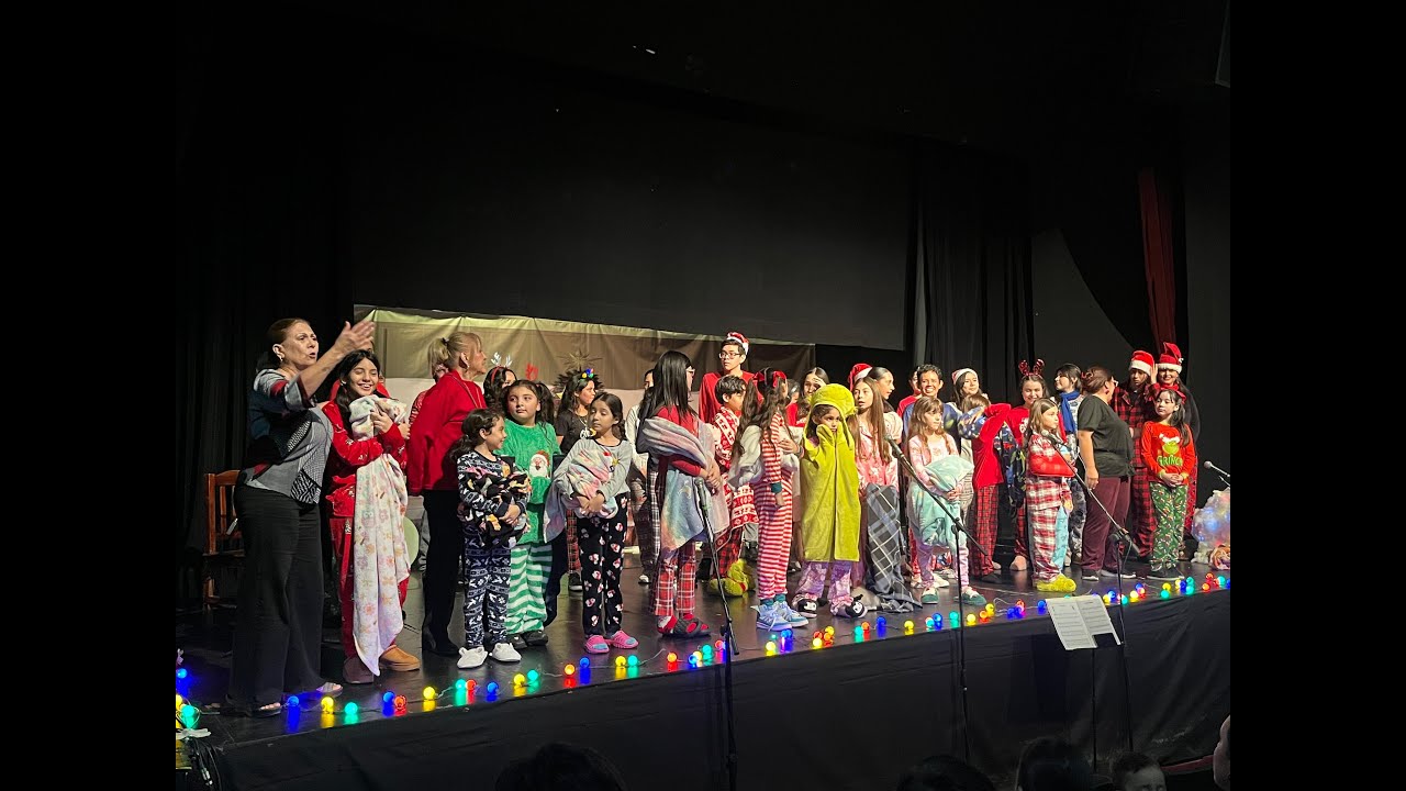 Actividad Cultural de ISIC: Talleres de Guitarra Popular, teatro y coro el 13 de Diciembre de 2025
