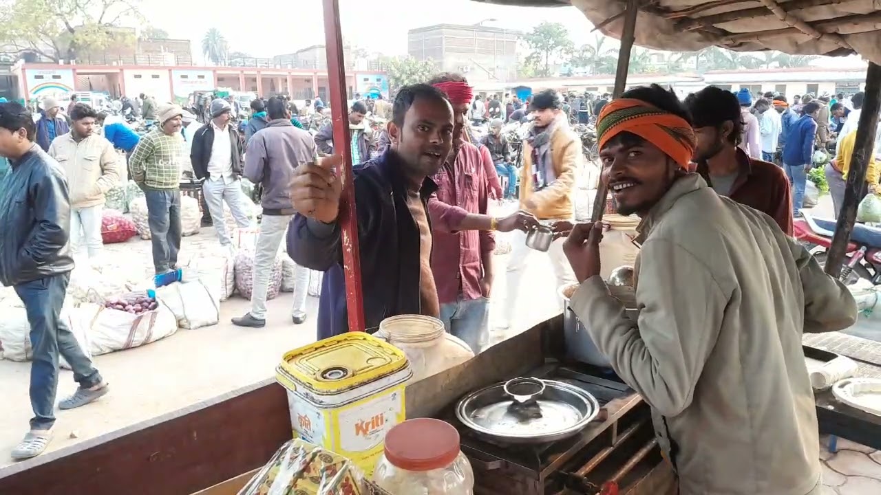 सब्जी मंडी LIVE 