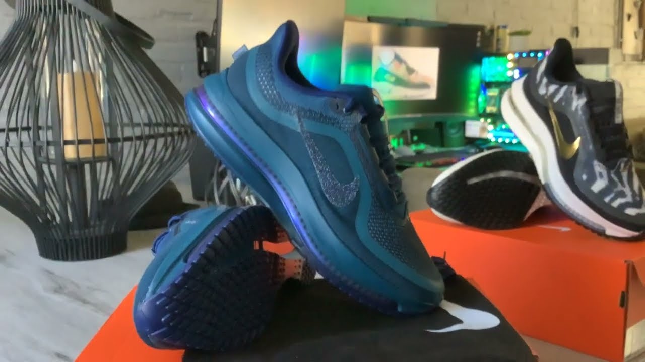 SWAROVSKI x Nike PEGASUS PREMIUM 
