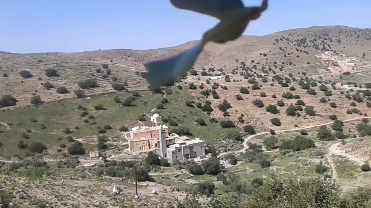 مرت 10 سنوات ( في مارس 2015  التقطت هاد المقاطع)