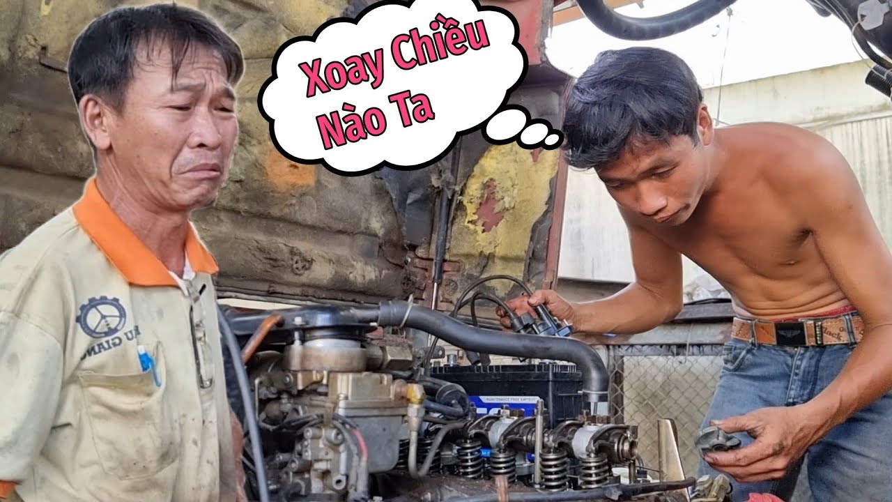 Lộc Máy Cổ và chiếc Xe Nâng Gây Tranh Cải Khi Lộc Không Sửa Được