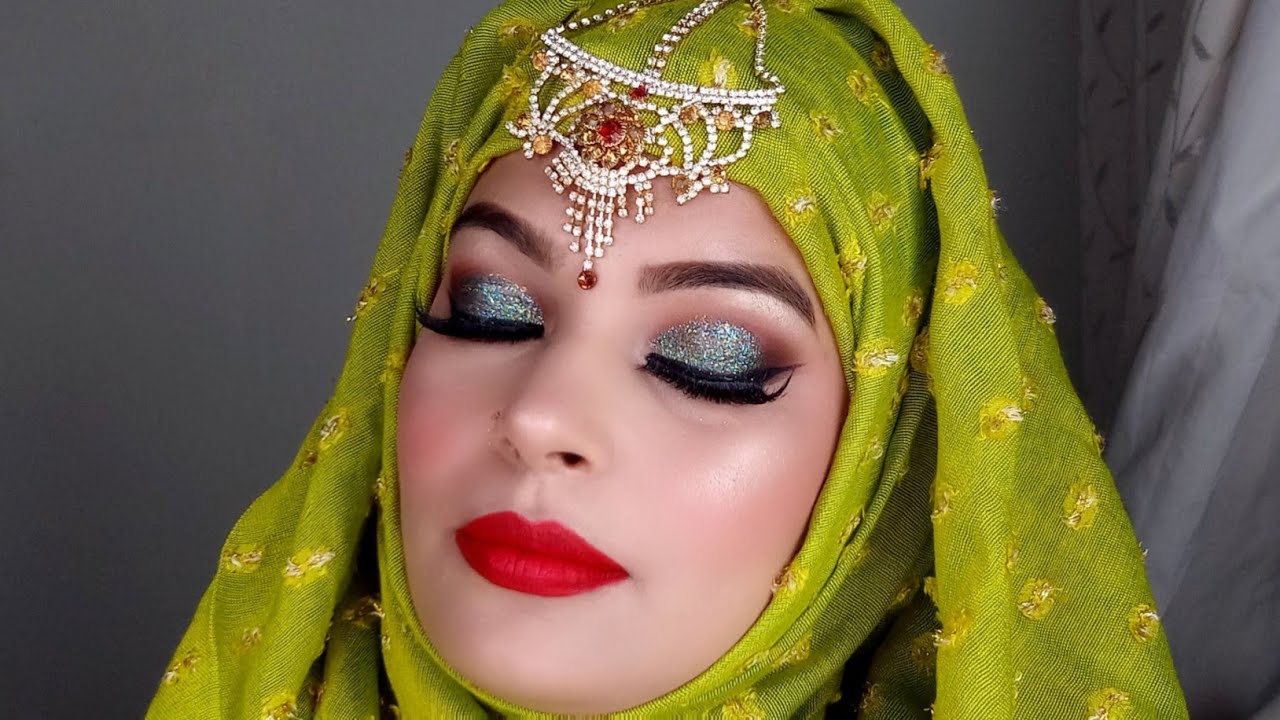 Relax and Get Ready in 10 Minutes with This Simple Makeup Hack!