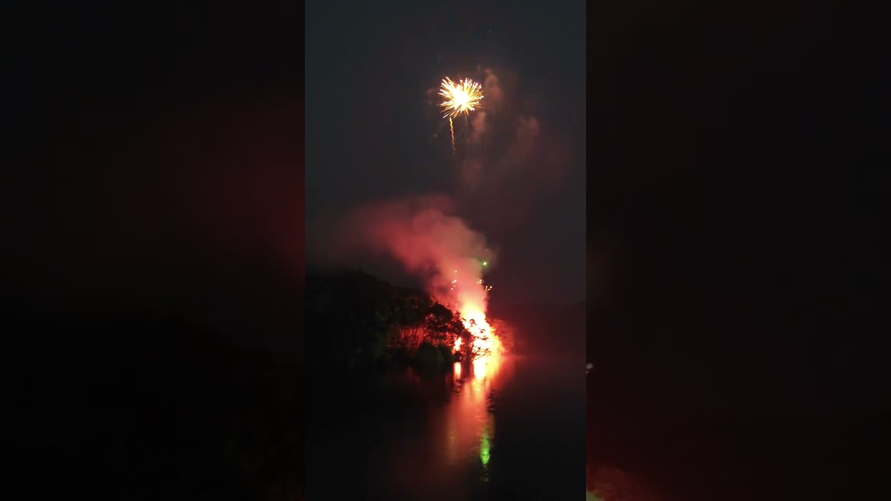 ആറാട്ട് ദിന വെടിക്കെട്ട്‌