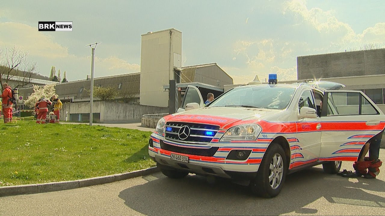 Zürich: Grosseinsatz wegen Brand beim Tierspital