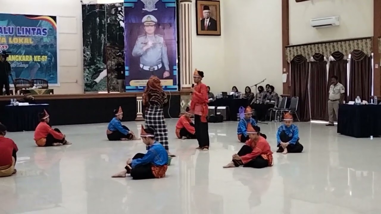 Randai SMK N 7 Padang lomba mewakili polresta padang (part 2)