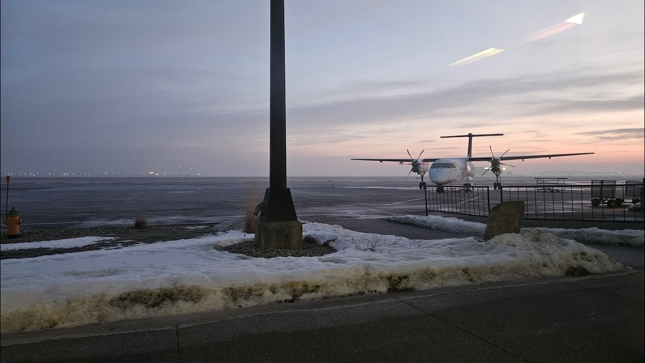 Take-Off From Windsor To Toronto Onboard A Porter Airlines De Havilland Dash 8-400 Plane 2026-02-16