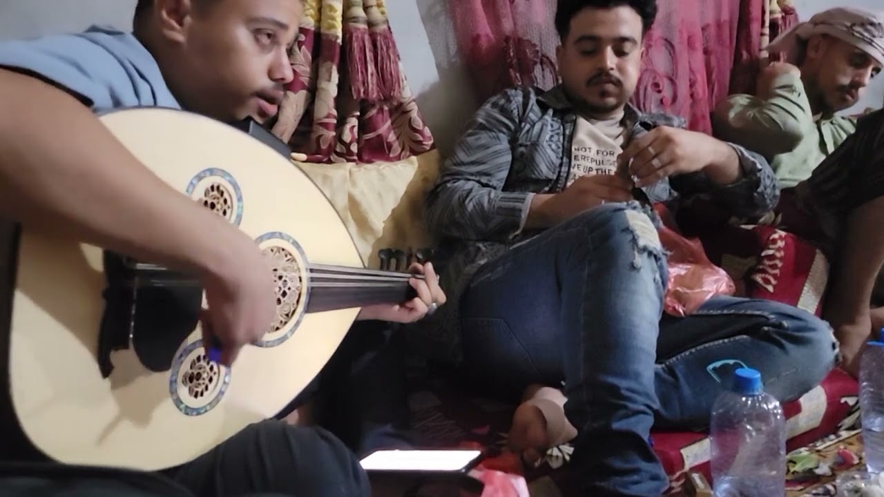 افضل اغاني فيصل علوي (ابتسم وسلى) اداء النجم الصاعد جعفر الضالعي #اتمنا ينال اعجابكم