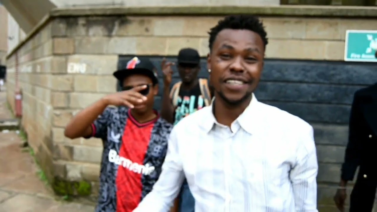 ELEVEN GANG - PIWA