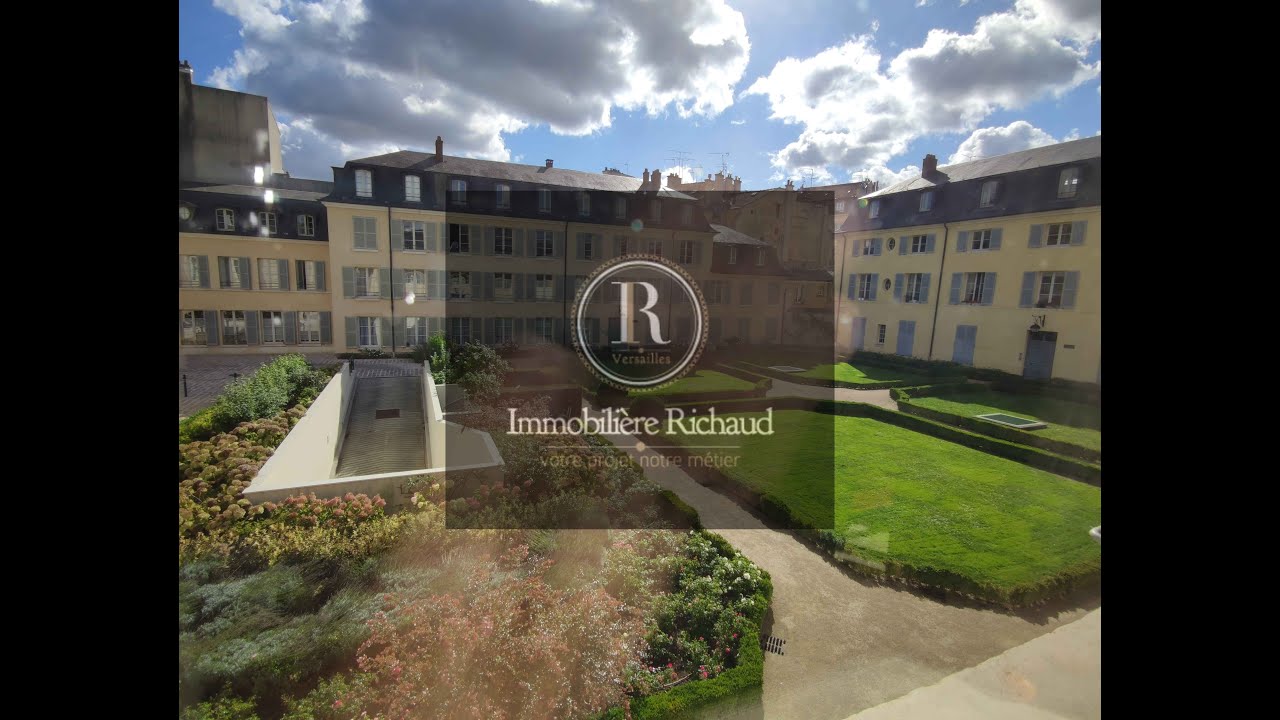VERSAILLES - APPARTEMENT DUPLEX + TERRASSE