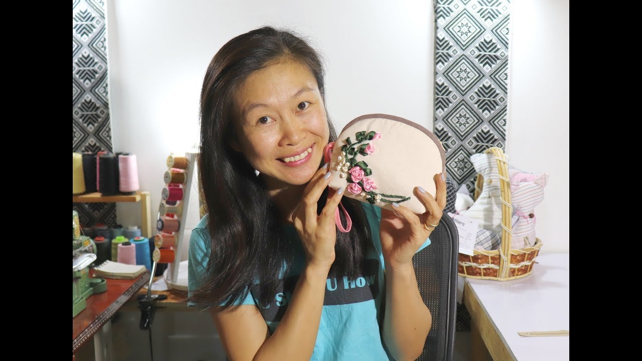 How to Make an Embroidered, Zippered Pouch