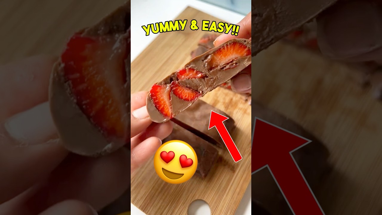 🍫🍓 Easiest Chocolate Strawberries You&rsquo;ll Ever Make! #shorts