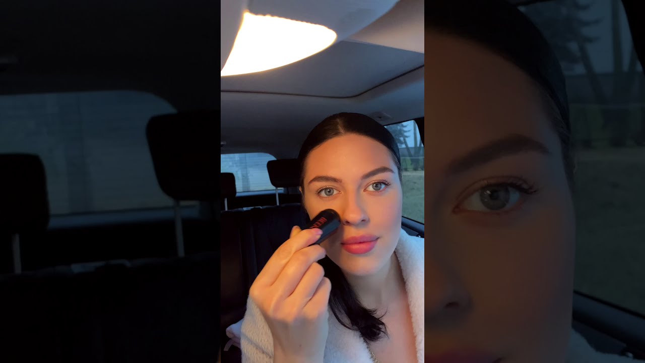 Beekeg Volcanic Stone Oil-Absorbing Facial Roller and Massager