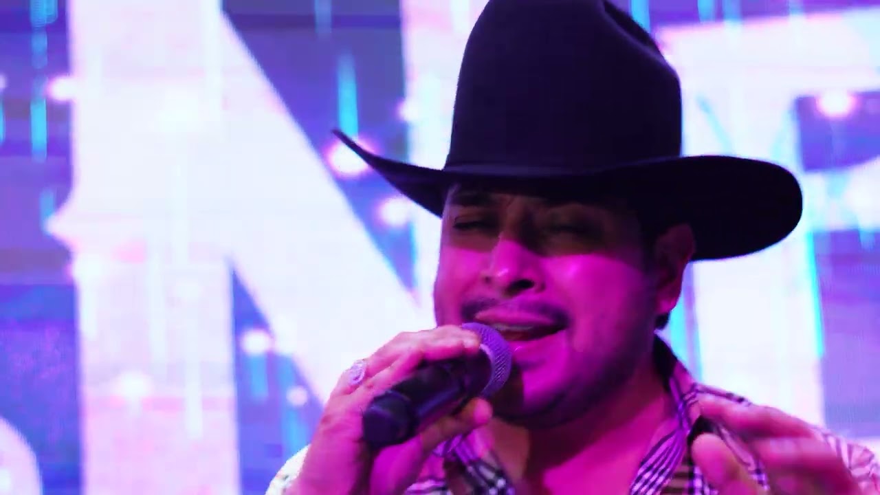La Nueva Estrategia - Sentimental (En ViVo)