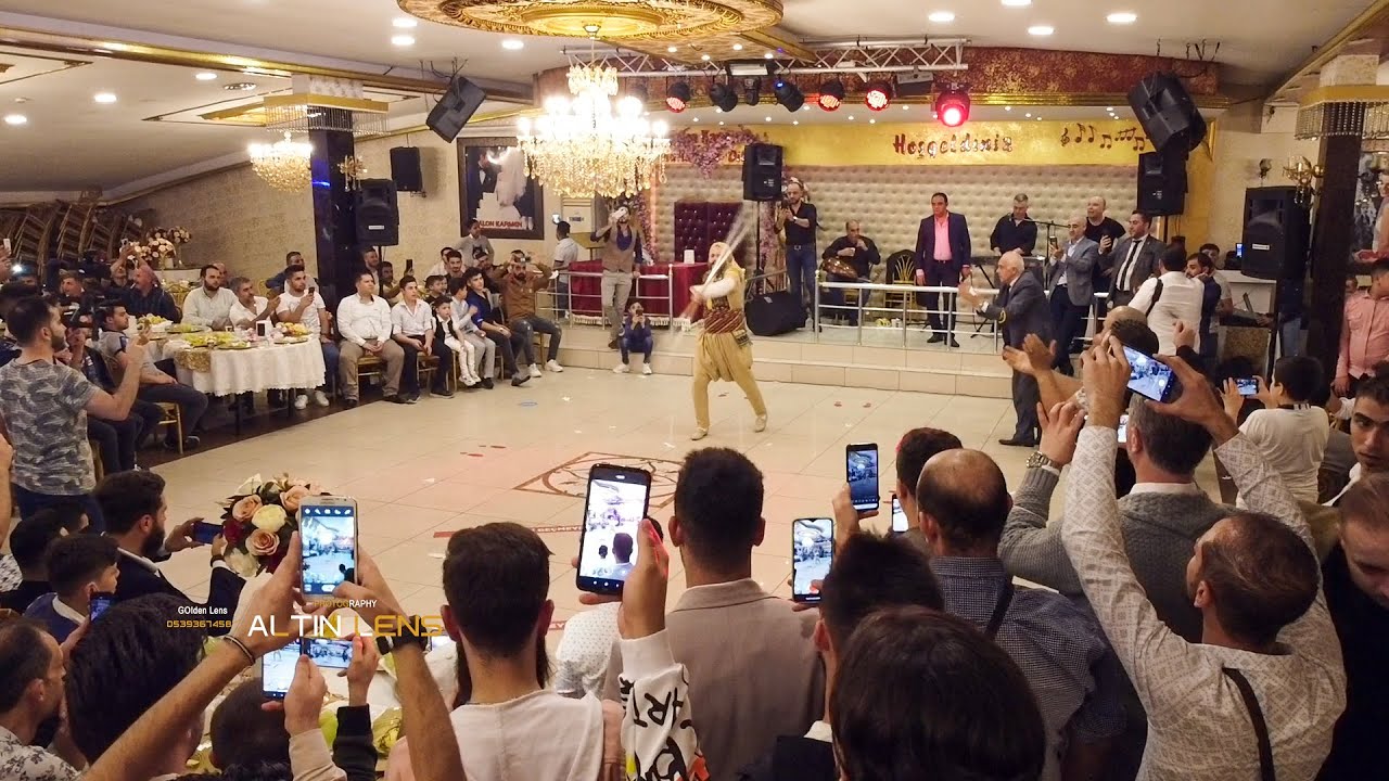 من اجمل الحفلات في اسطنبول /حفل زفاف العريس وائل ابن السيد محمد طير الذي/ احياه الفنان محمد فؤاد /2