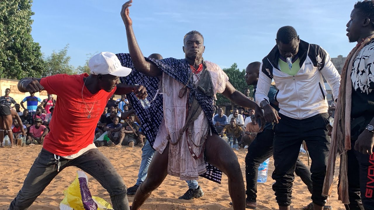 Entre ack confiance diou beurrri DJIDIACK DJILASS qui fait son apparition à Dakar terrain galgui le 