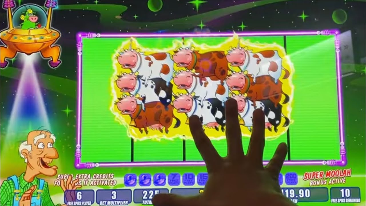 SUPER MOOLAH Full Screen WILD from Grandpa!!!! Unicow Boy Invaders Attack from the Planet Moolah