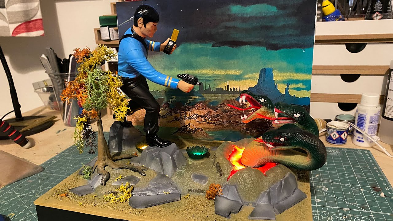AMT Classic Mr. Spock scale model - Part Two: Completing the model