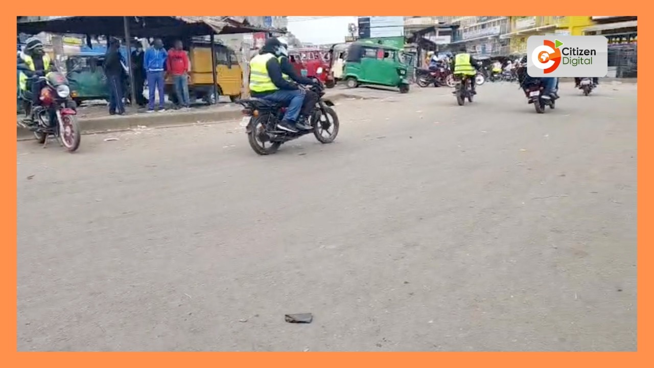 Plainclothes police on motorbikes sweep through Githurai, firing in the air