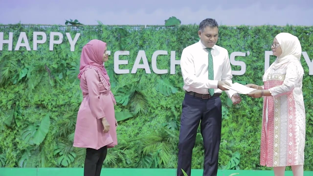 The Vice President Participates in World Teachers' Day assembly at Aminiya School