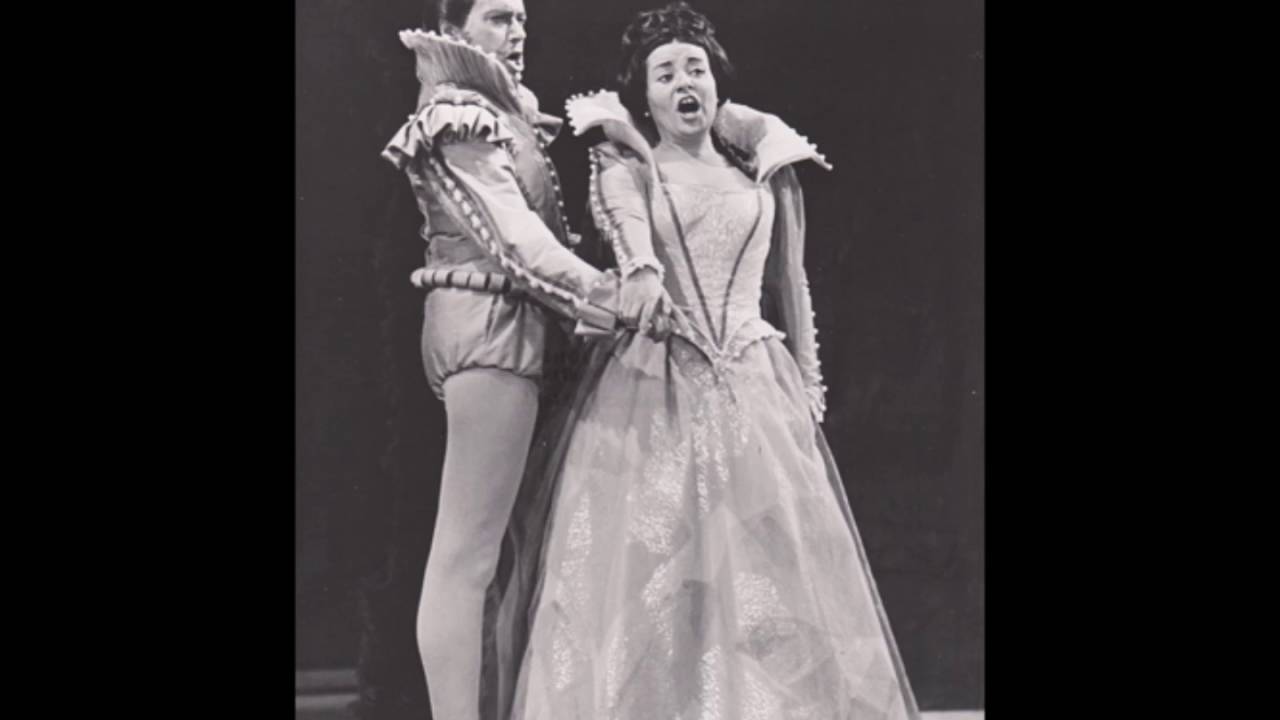 Victoria de los Angeles.AT HOME IN BARCELONA.Talks about Life, Opera Roles.Faust.Bjorling.PART 2.