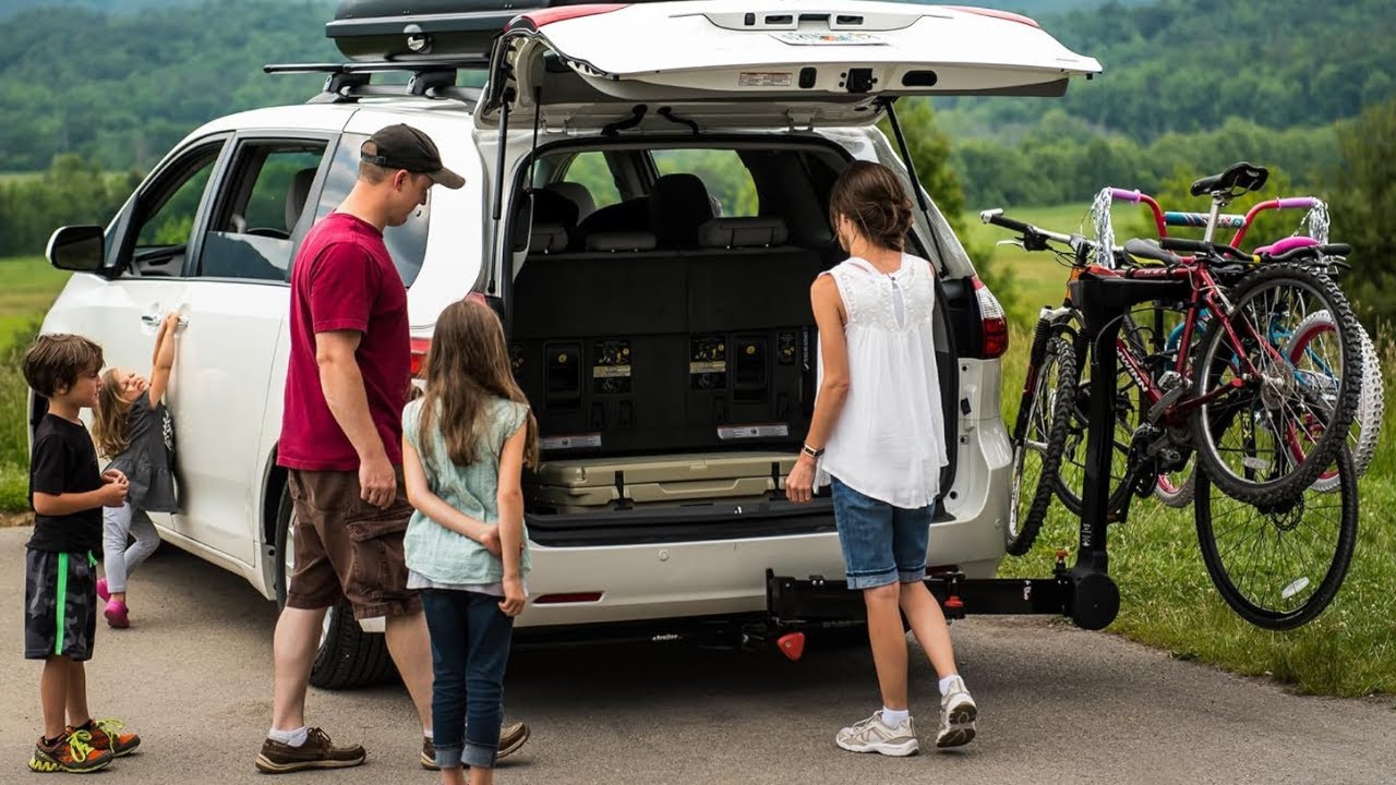Yakima FullSwing 4 Review: Best Swing-Away Bike Rack! 🔄