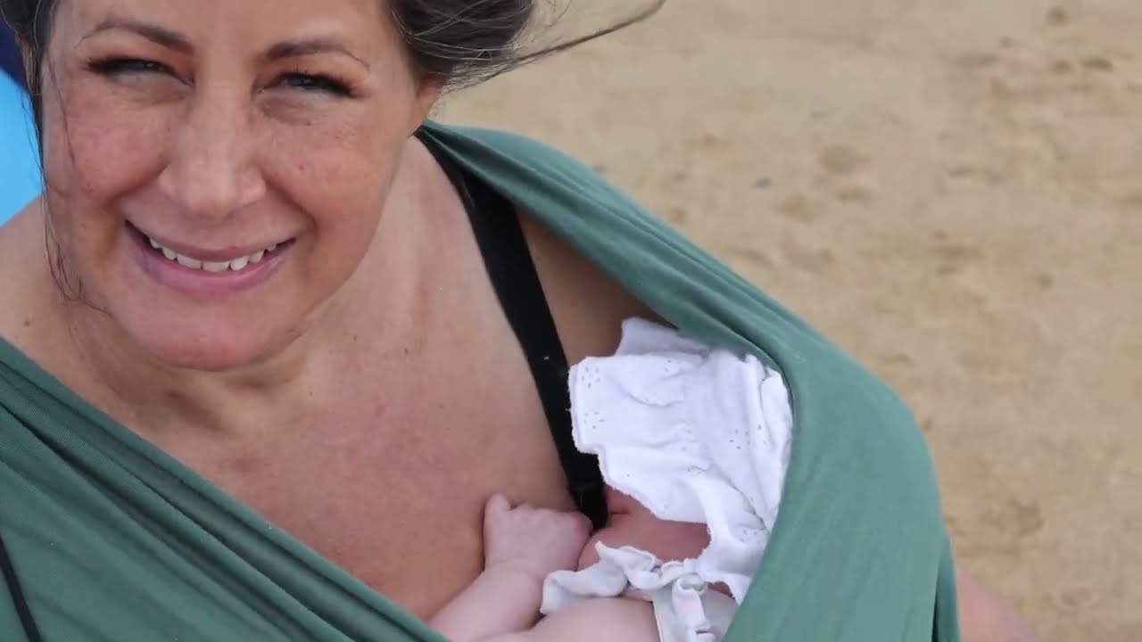 Sisters&acute; Adventures: Nakai's Playful Dash and Kayla's Beachside Bliss