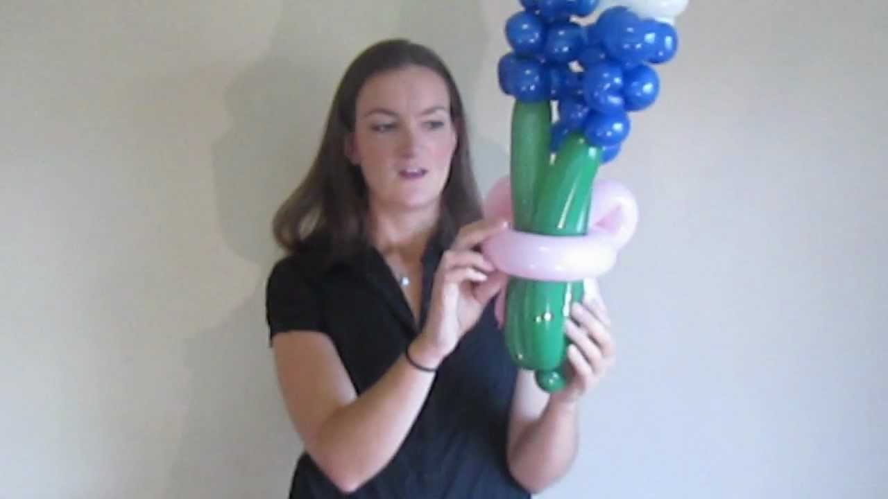 TEXAS BLUEBONNET FLOWERS Balloon Animal Tutorial - Learn Balloon Animals with Holly!