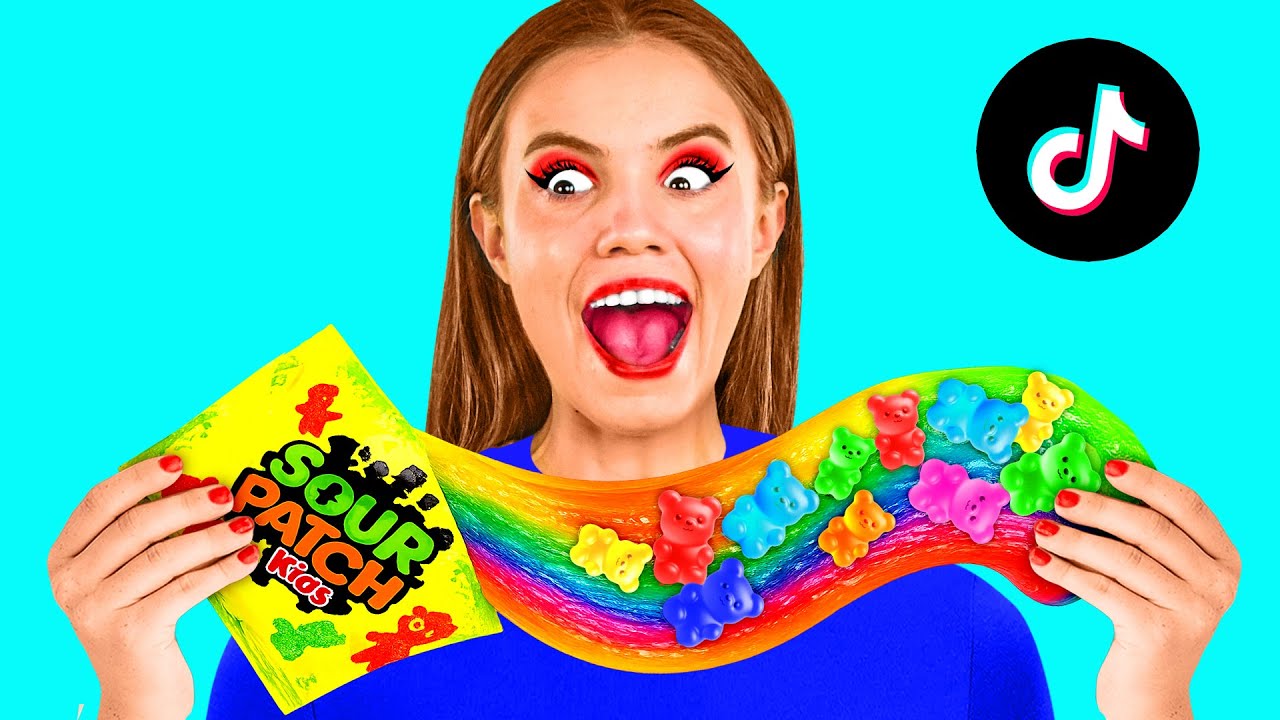 Proviamo I Life Hacks Di Tik Tok | Incredibili Sfide Alimentari FUN FOOD
