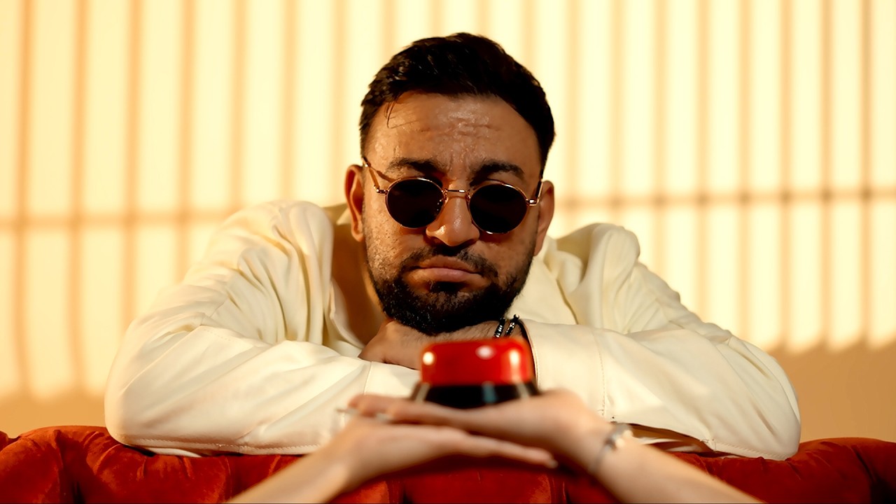 Costel Biju - Apas pe buton [Videoclip Oficial] 2026
