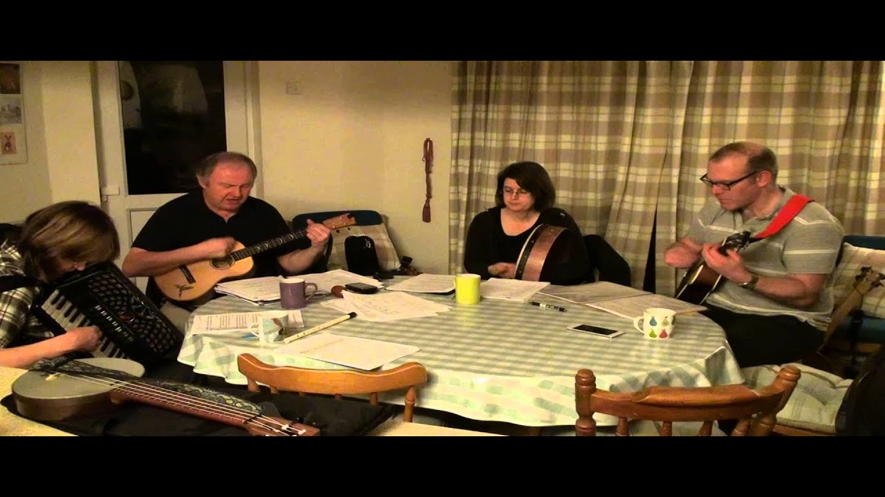 ULO Ukulele Light Orchestra play The Lassie's from Belmullet