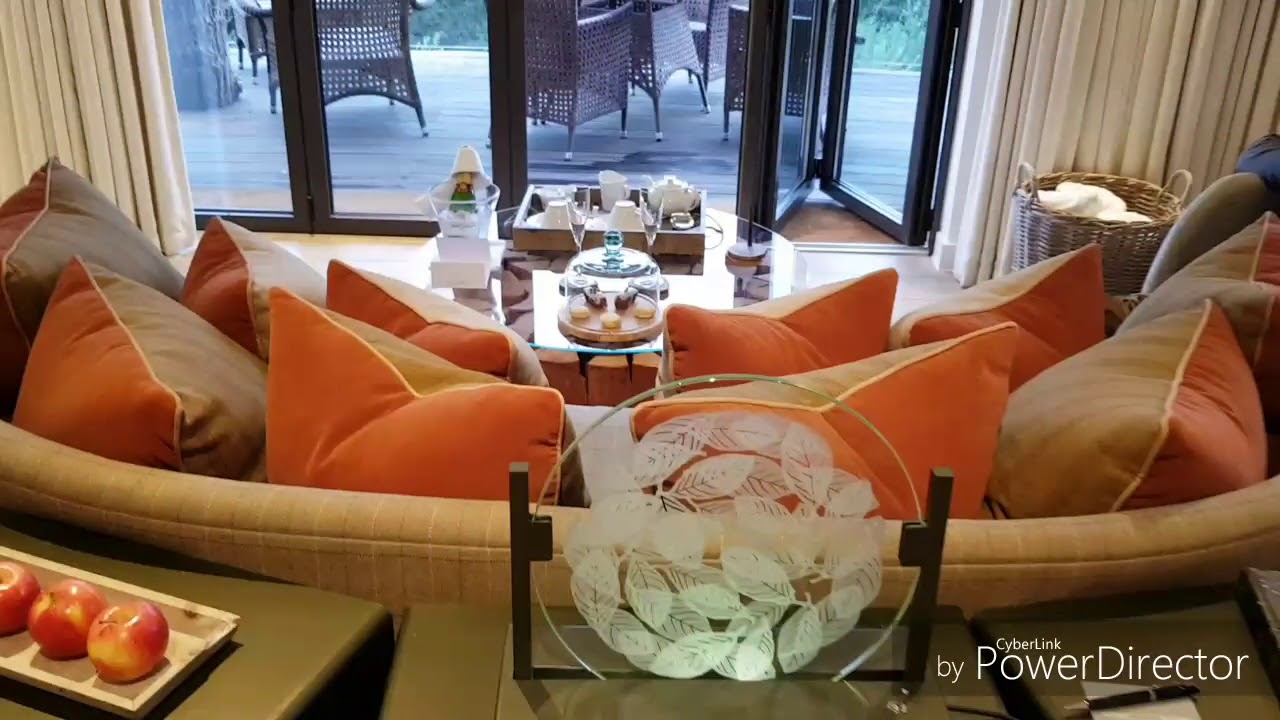 Chewton Glen Treehouse Suite