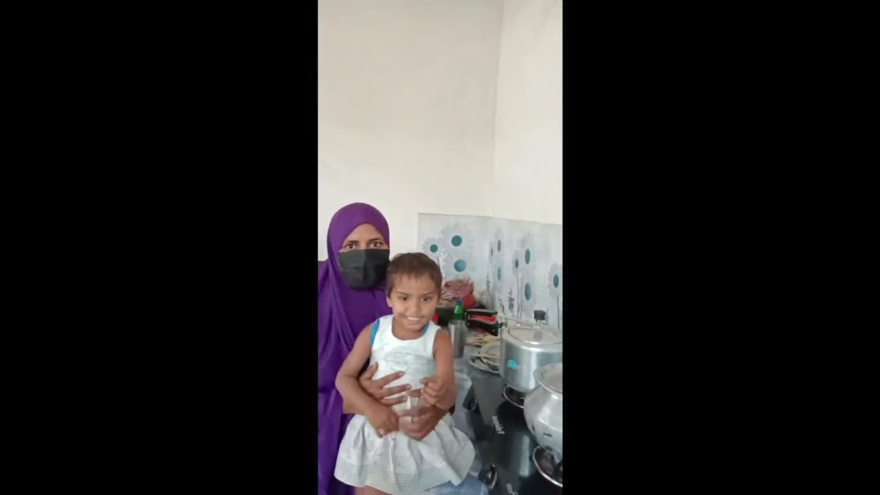 लाईफ में देशी मुर्गा बना दि