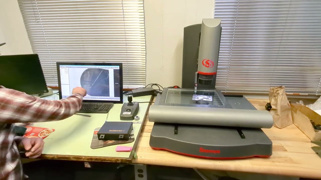 2020 STARRETT AVR300-Z-M3-FOV-2LED Visual Measuring System