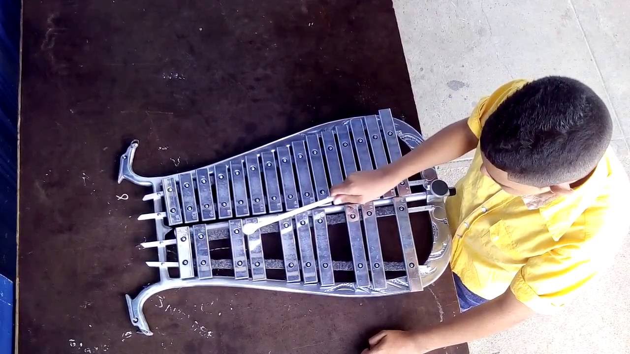 La Vida es un Carnaval en Liras