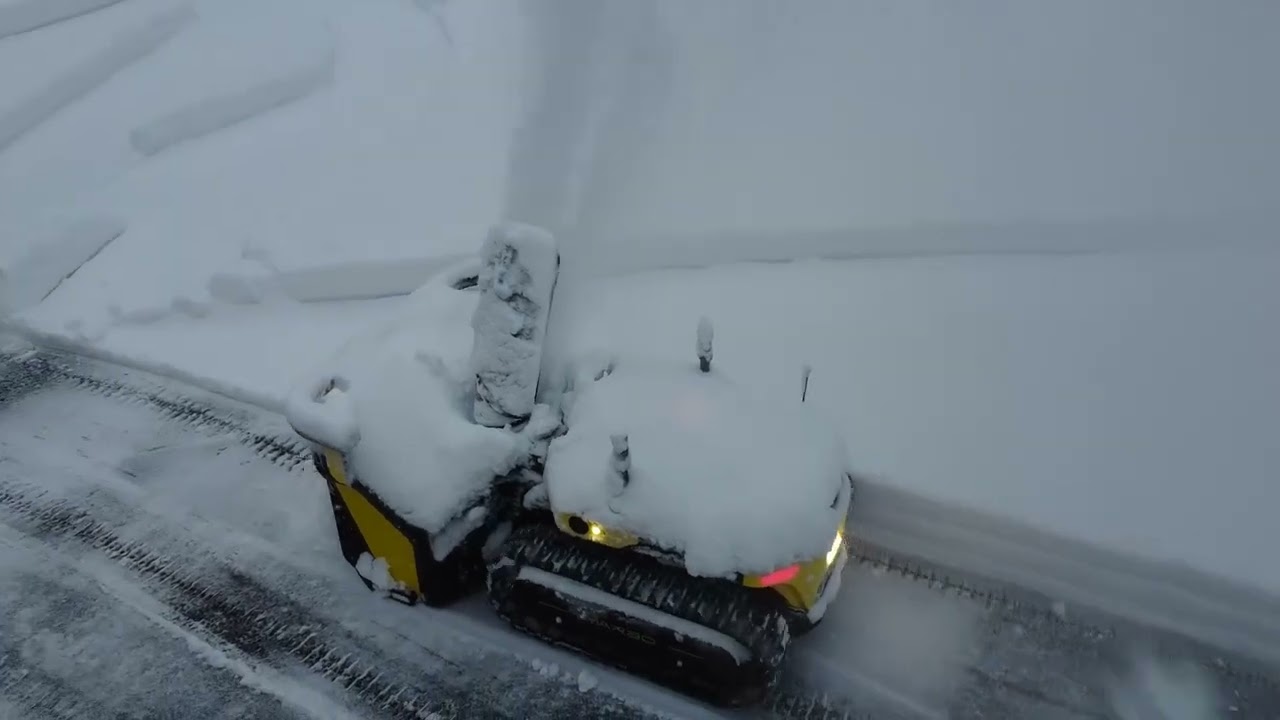 Yarbo Snow Blower in this Winter Clearing high and heavy snow without manual power
