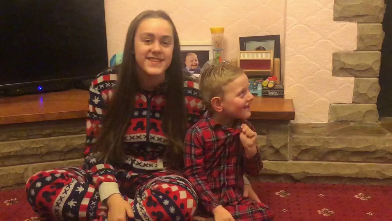 Sign along with us - Never Enough , Greatest Showman - Jade and Christian Kilduff