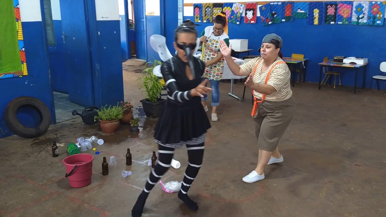 Teatro educativo sobre Dengue, zika vírus e chikungunya em Glória de Dourados