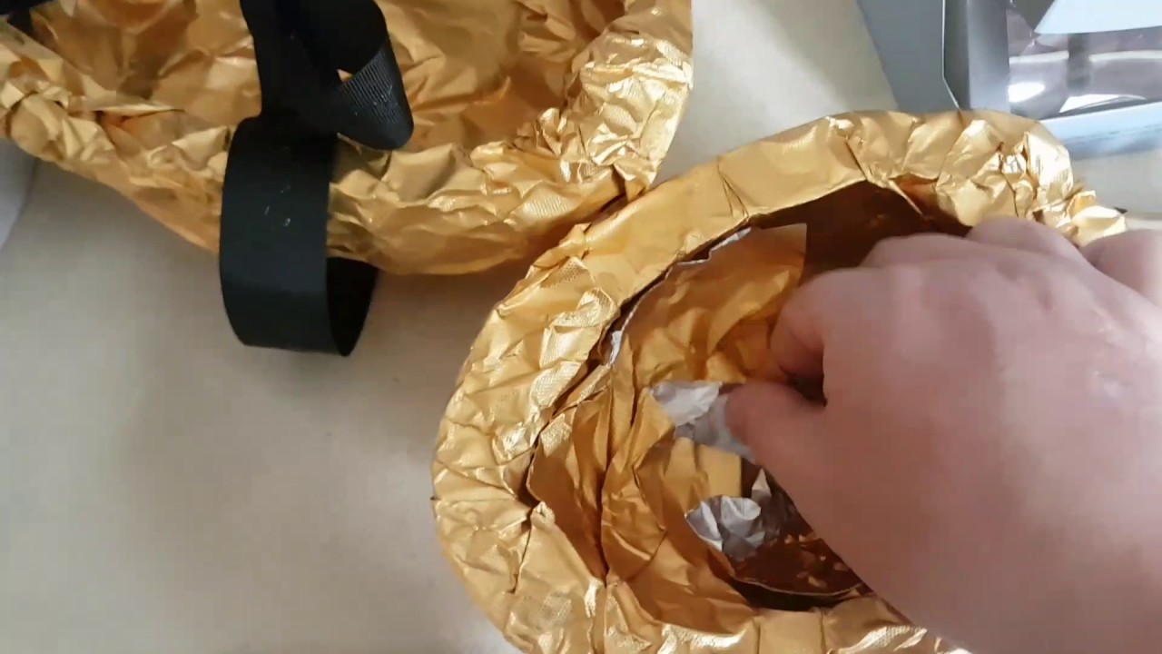 Hotel Chocolat Ostrich Egg Unboxing