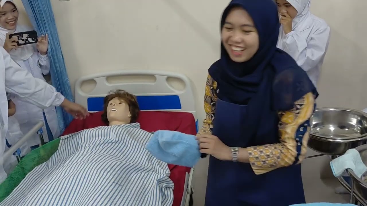 Mandikan pasien 2