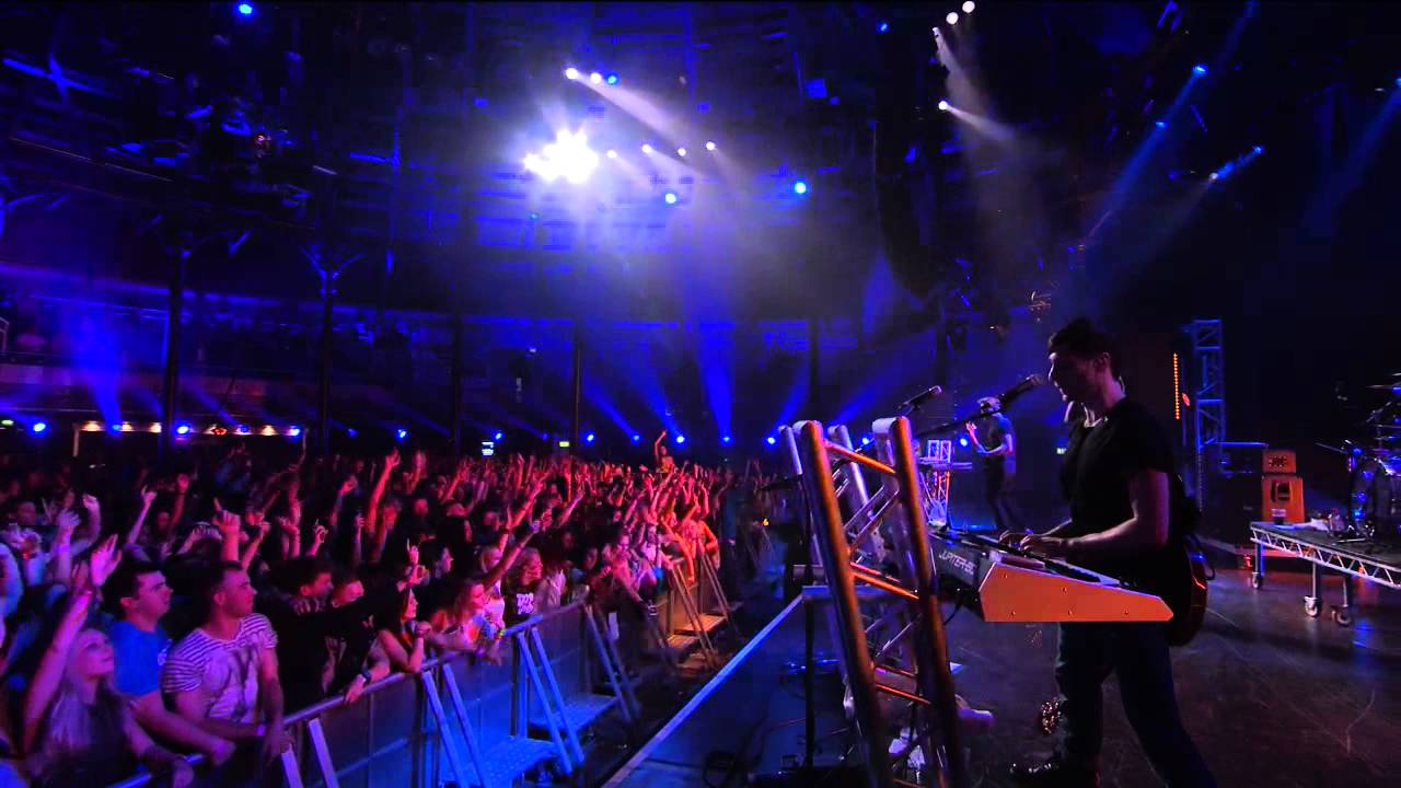 Example @ iTunes Festival 2012 - Complete Full HD