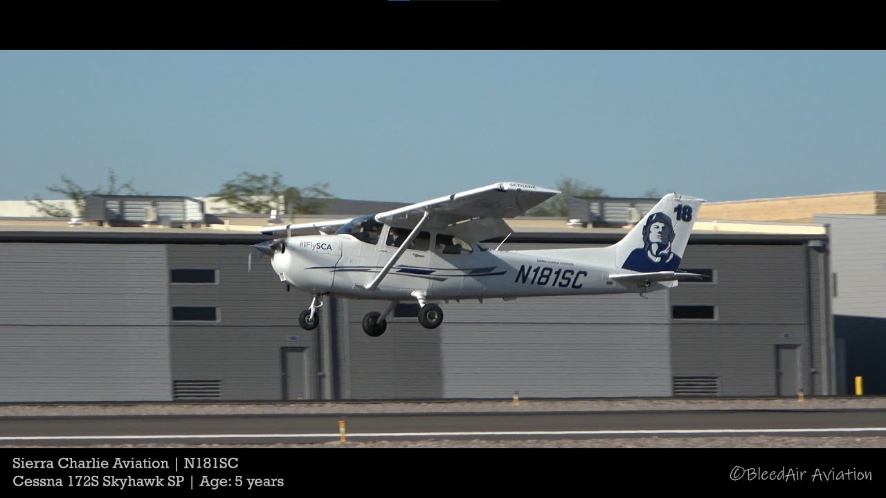 Cessna 172 Action at Scottsdale Airport (4K) | Student Pilots | Plane Spotting | [KSDL\SCF]